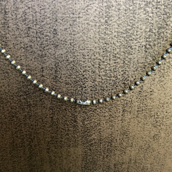 Butterfly, pearl, & coin necklace on brass chain - Picture 4 of 7